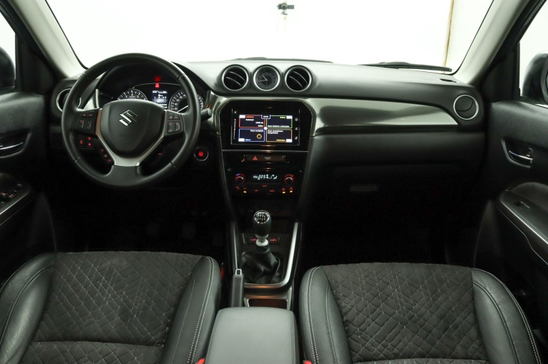 Suzuki Vitara - 1.4 Boosterjet Style Smart Hybrid 4