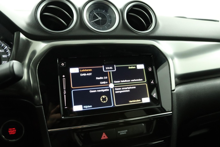 Suzuki Vitara - 1.4 Boosterjet Style Smart Hybrid 42