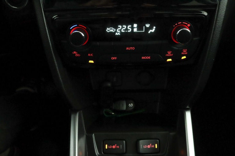 Suzuki Vitara - 1.4 Boosterjet Style Smart Hybrid 7