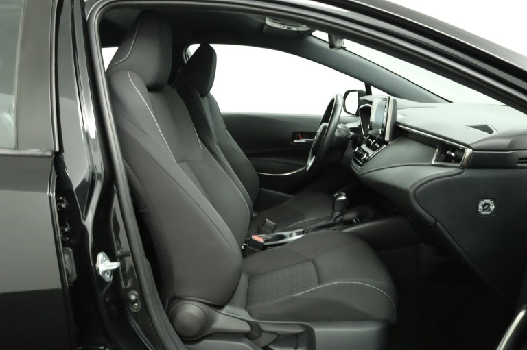 Toyota Corolla Touring Sports - 1.8 Hybrid Active 22