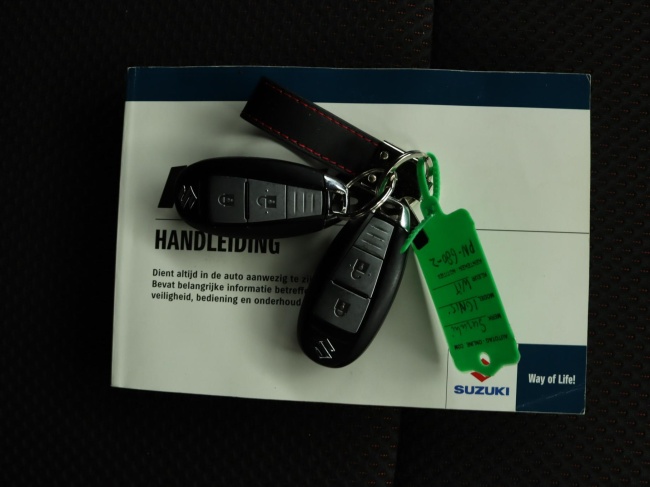 Suzuki Ignis - 1.2 Stijl Smart Hybrid