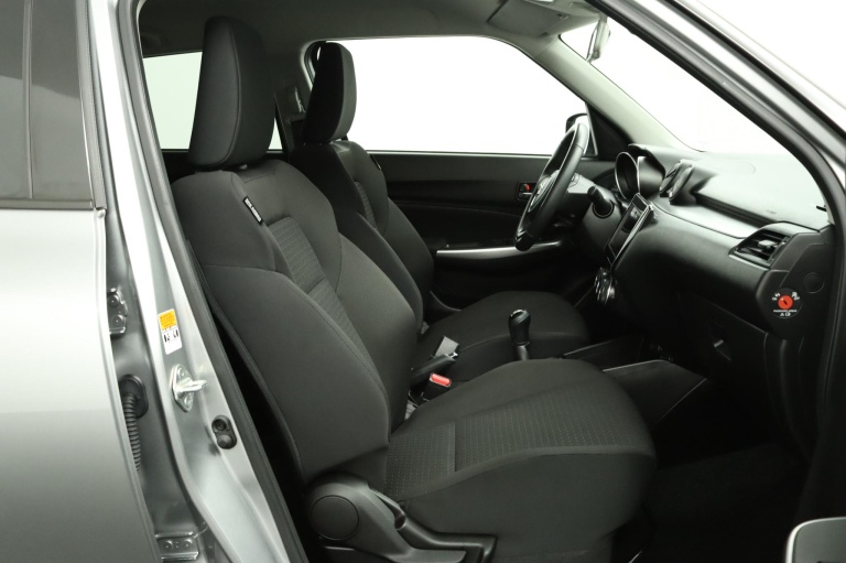 Suzuki Swift - 1.2 Style Smart Hybrid 22