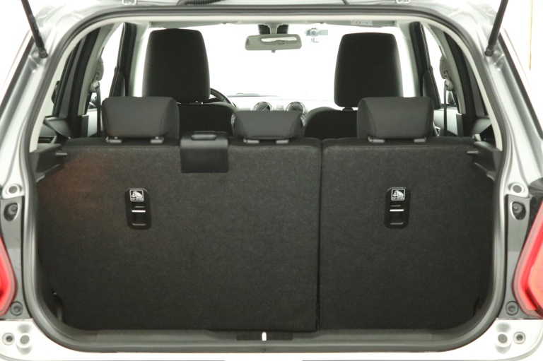 Suzuki Swift - 1.2 Style Smart Hybrid 24