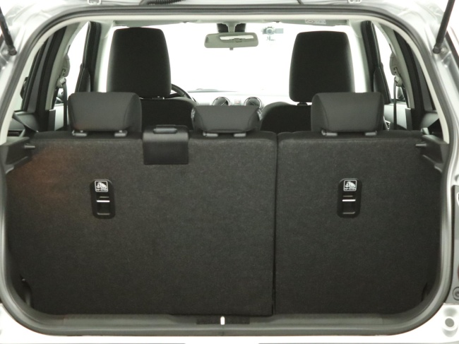 Suzuki Swift - 1.2 Style Smart Hybrid