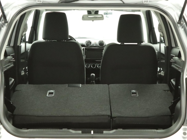 Suzuki Swift - 1.2 Style Smart Hybrid