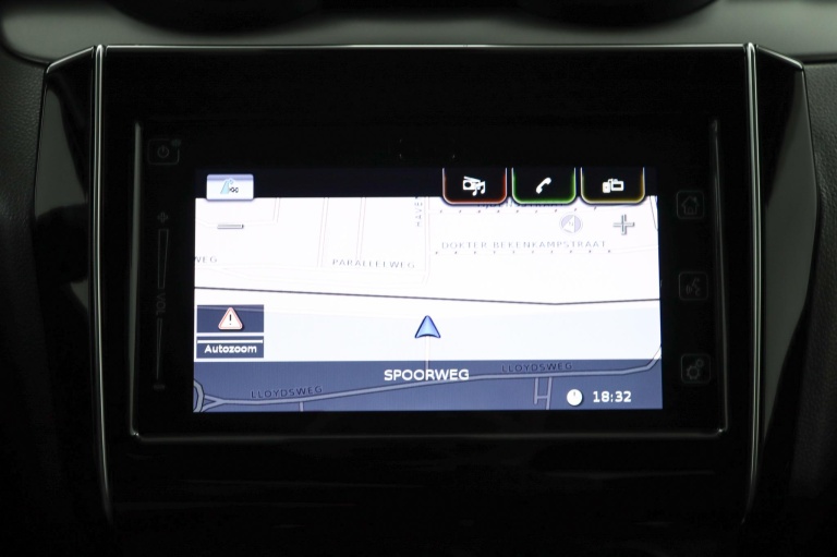 Suzuki Swift - 1.2 Style Smart Hybrid 27