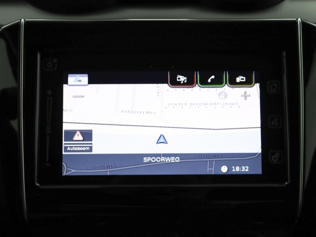 Suzuki Swift - 1.2 Style Smart Hybrid