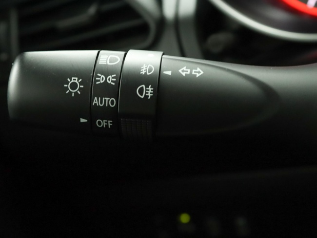 Suzuki Swift - 1.2 Style Smart Hybrid