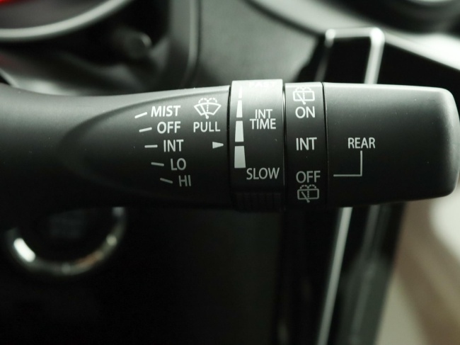 Suzuki Swift - 1.2 Style Smart Hybrid