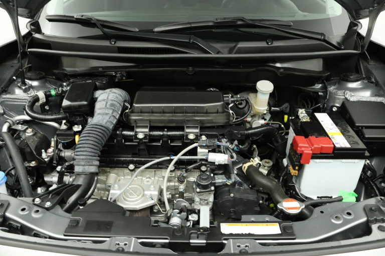 Suzuki Swift - 1.2 Style Smart Hybrid 34