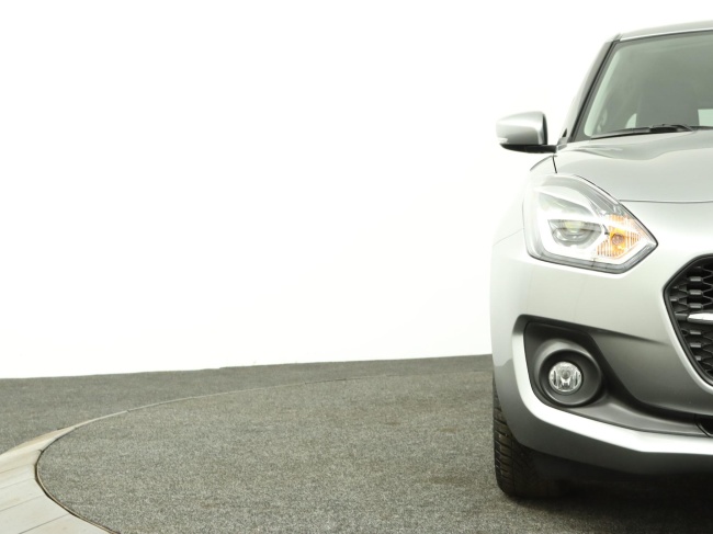 Suzuki Swift - 1.2 Style Smart Hybrid