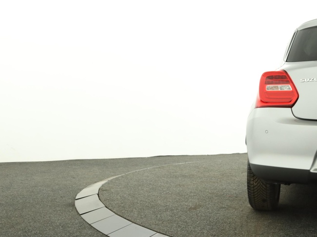 Suzuki Swift - 1.2 Style Smart Hybrid