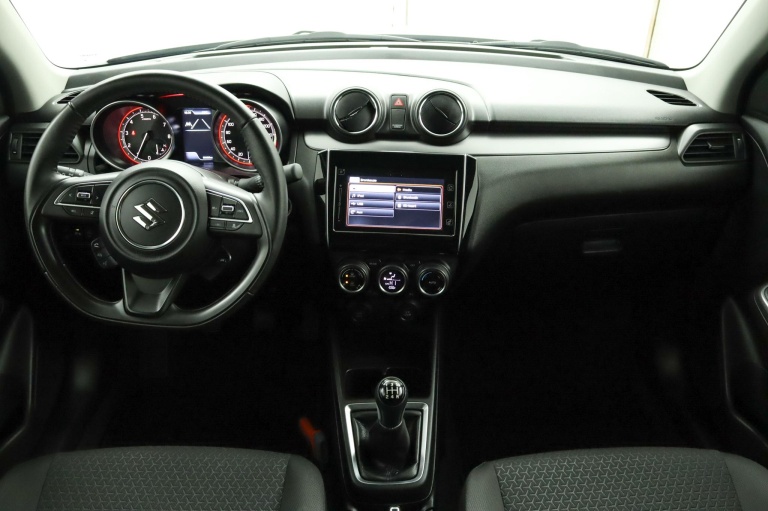 Suzuki Swift - 1.2 Style Smart Hybrid 4