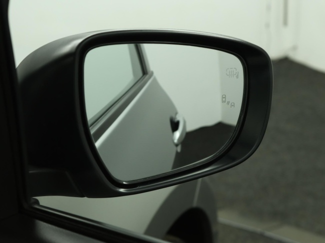 Suzuki Swift - 1.2 Style Smart Hybrid