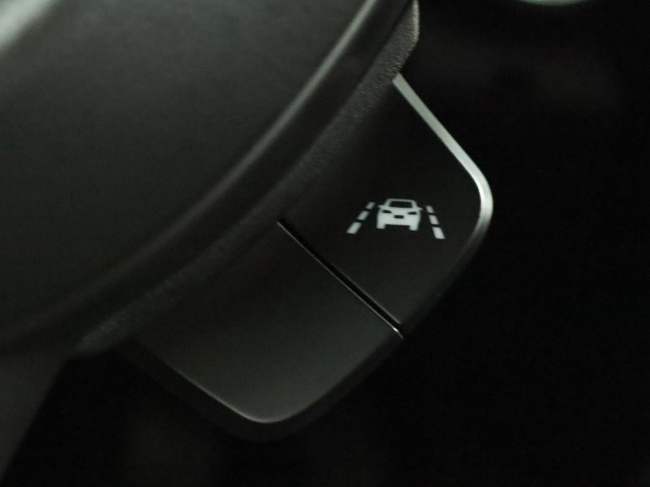 Suzuki Swift - 1.2 Style Smart Hybrid