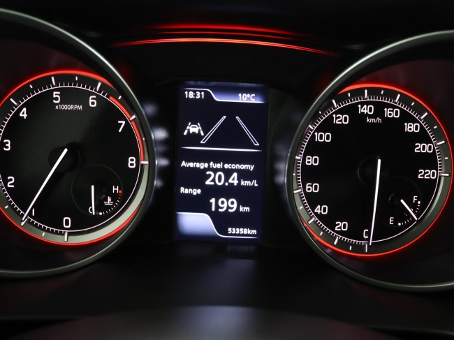 Suzuki Swift - 1.2 Style Smart Hybrid