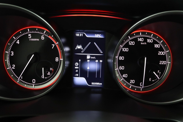 Suzuki Swift - 1.2 Style Smart Hybrid 47