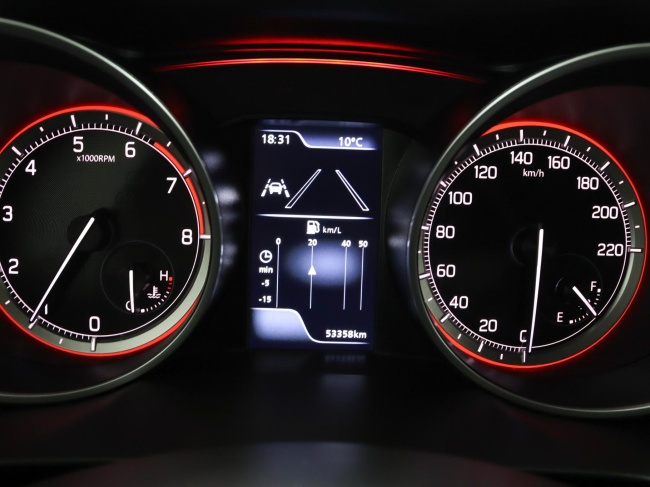 Suzuki Swift - 1.2 Style Smart Hybrid