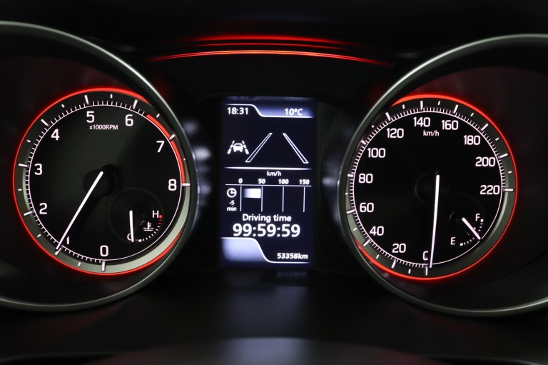 Suzuki Swift - 1.2 Style Smart Hybrid 48