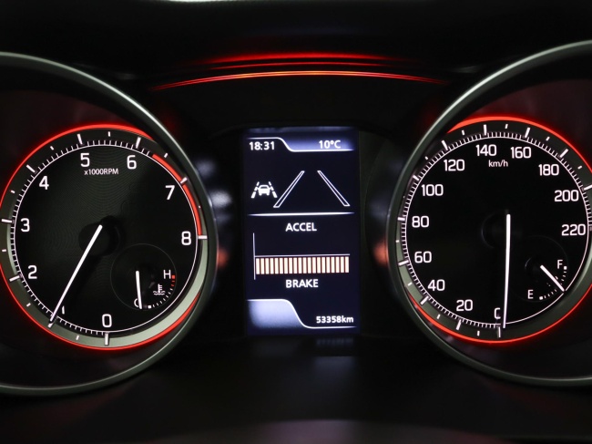 Suzuki Swift - 1.2 Style Smart Hybrid