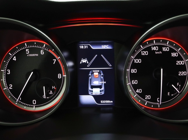 Suzuki Swift - 1.2 Style Smart Hybrid