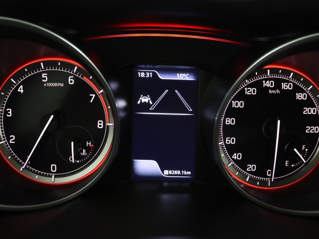 Suzuki Swift - 1.2 Style Smart Hybrid