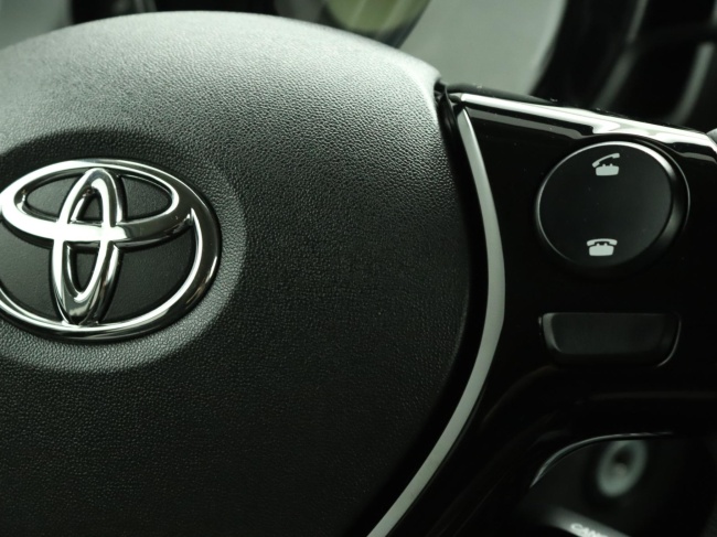 Toyota Aygo - 1.0 VVT-i x-joy cabrio