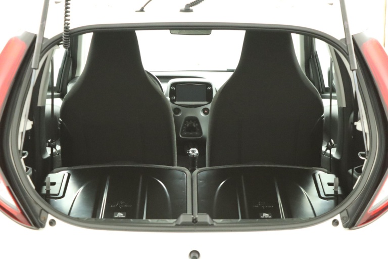 Toyota Aygo - 1.0 VVT-i x-joy cabrio 26