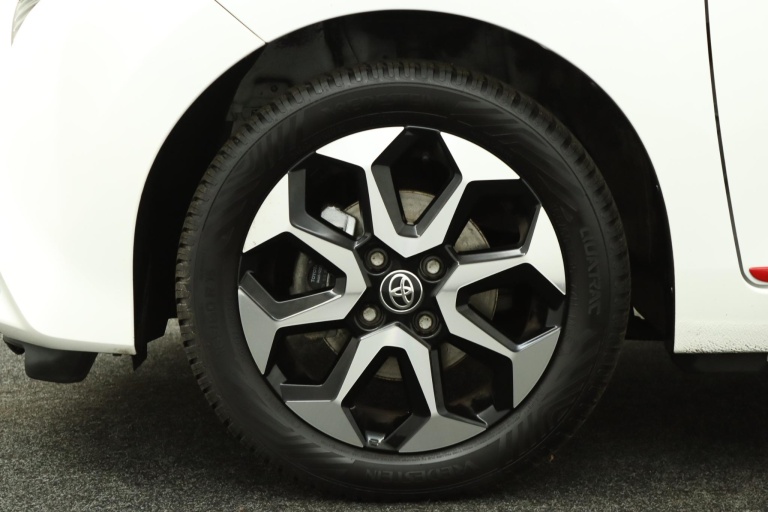 Toyota Aygo - 1.0 VVT-i x-joy cabrio 36