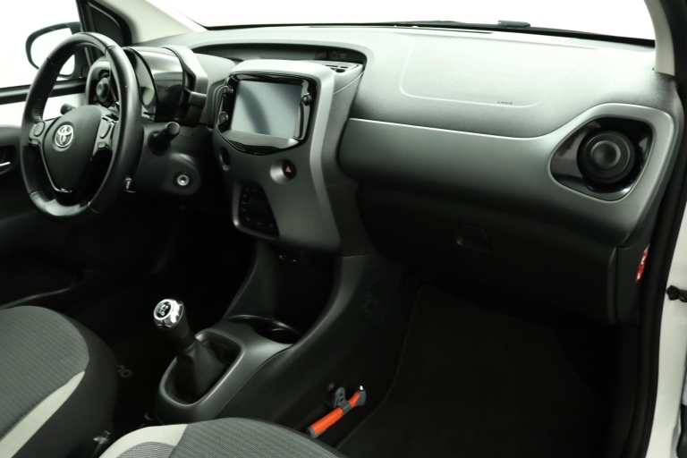 Toyota Aygo - 1.0 VVT-i x-joy cabrio 41