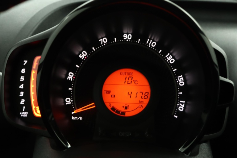 Toyota Aygo - 1.0 VVT-i x-joy cabrio 46