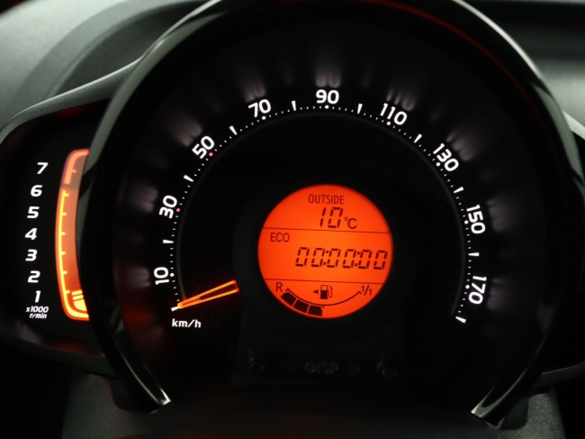 Toyota Aygo - 1.0 VVT-i x-joy cabrio