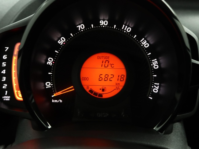 Toyota Aygo - 1.0 VVT-i x-joy cabrio