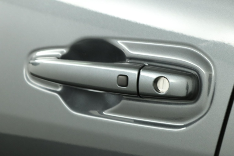 Suzuki e VITARA - Style 61 kWh 39