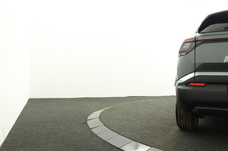 Suzuki e VITARA - Style 61 kWh 44