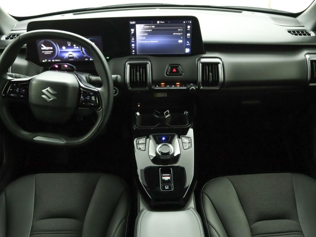 Suzuki e VITARA - Style 61 kWh