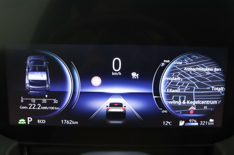 Suzuki e VITARA - Style 61 kWh 6