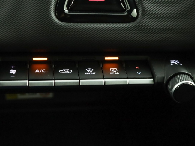 Suzuki e VITARA - Style 61 kWh