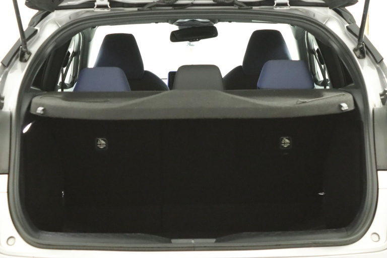 Toyota C-HR - 1.8 Hybrid Bi-Tone 23