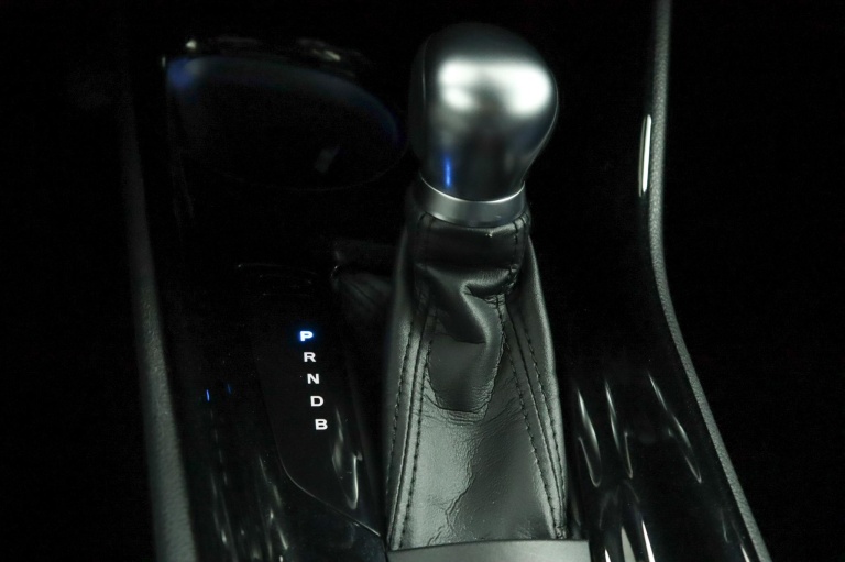 Toyota C-HR - 1.8 Hybrid Bi-Tone 27