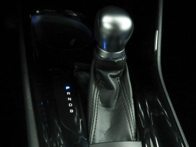 Toyota C-HR - 1.8 Hybrid Bi-Tone