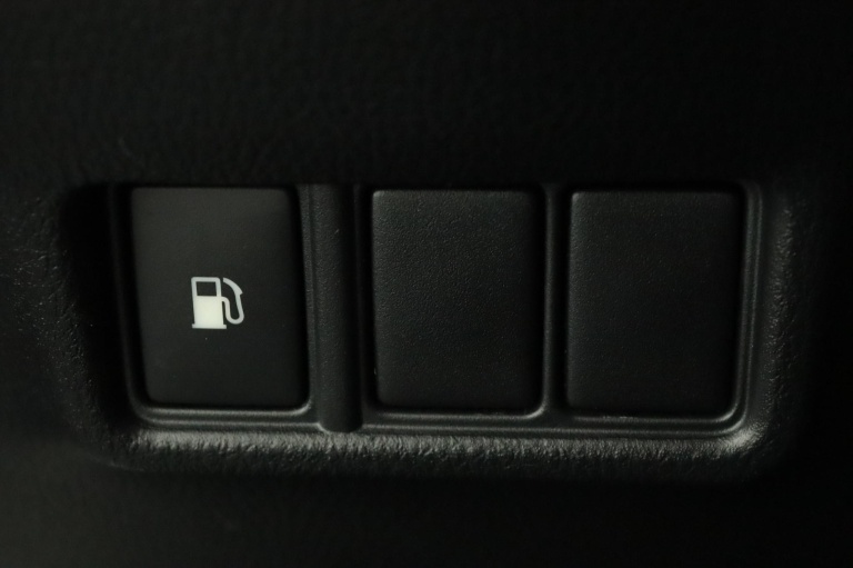 Toyota C-HR - 1.8 Hybrid Bi-Tone 31