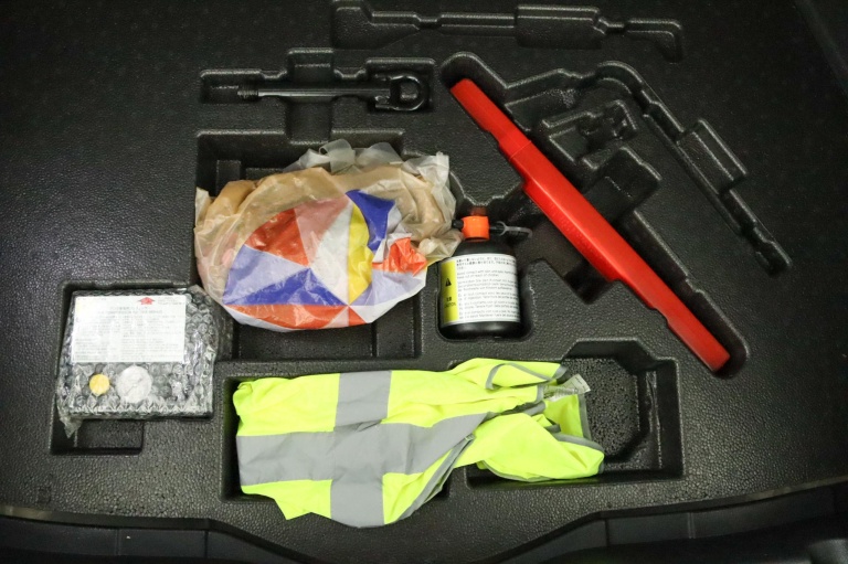 Toyota C-HR - 1.8 Hybrid Bi-Tone 35