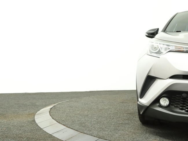 Toyota C-HR - 1.8 Hybrid Bi-Tone