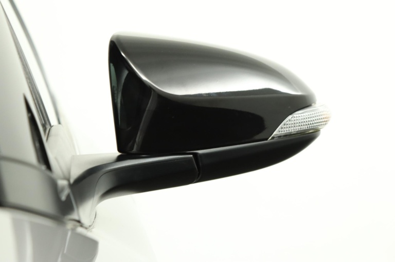 Toyota C-HR - 1.8 Hybrid Bi-Tone 38