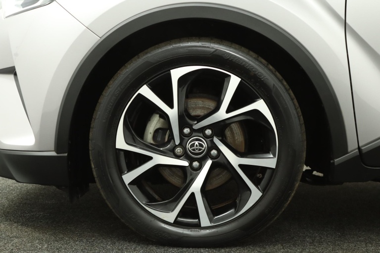 Toyota C-HR - 1.8 Hybrid Bi-Tone 39