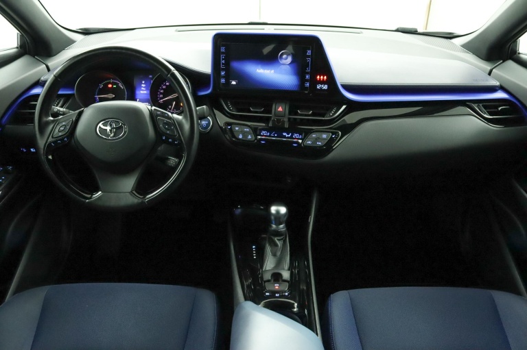 Toyota C-HR - 1.8 Hybrid Bi-Tone 4