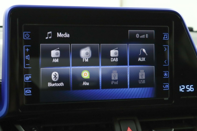 Toyota C-HR - 1.8 Hybrid Bi-Tone 64