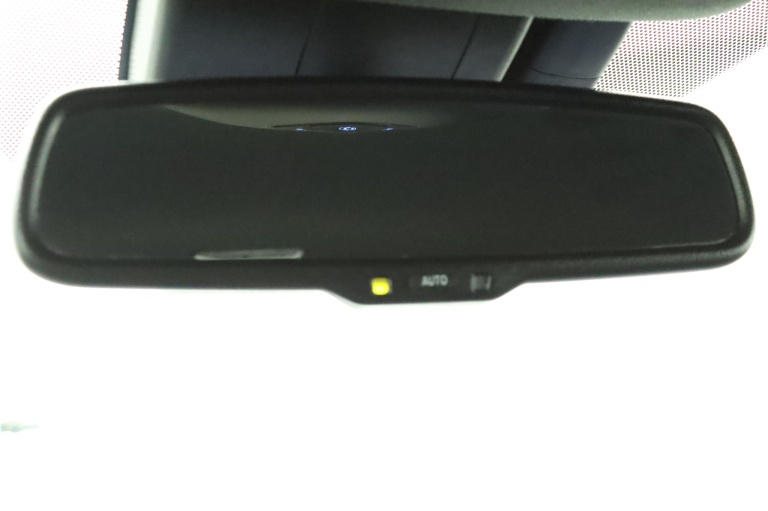 Toyota C-HR - 1.8 Hybrid Bi-Tone 66