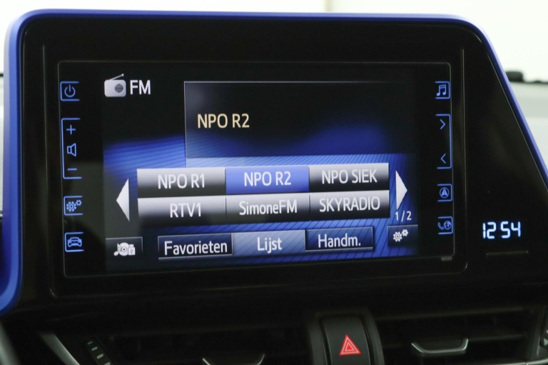 Toyota C-HR - 1.8 Hybrid Bi-Tone 8